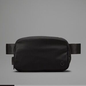 NWOT | Lululemon | Everywhere Belt Bag [1L] | Black